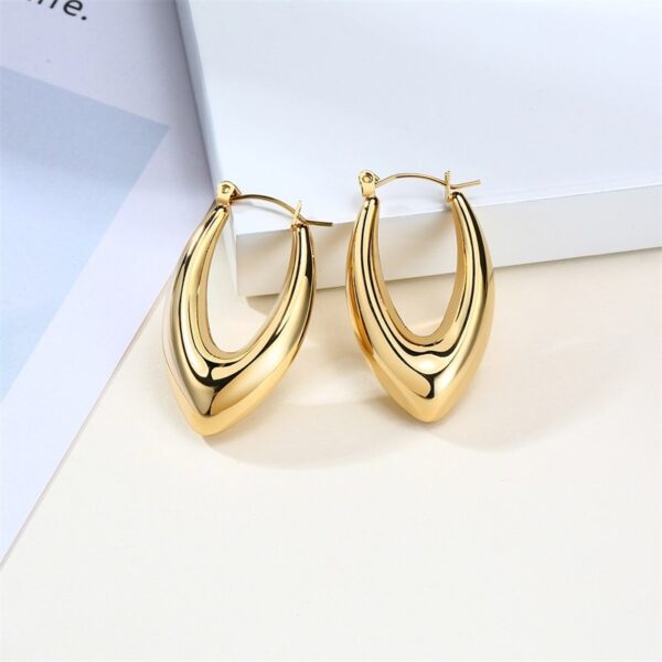 Valeria Hoops - Image 2