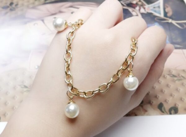Lorna Pearl Bracelet - Image 2