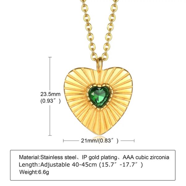 Retro Green Heart Necklace - Image 4