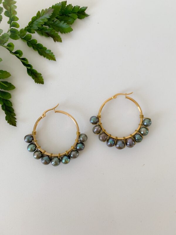 Zelda Freshwater Pearl Earrings - Image 2