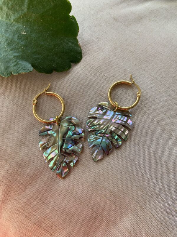 Clarissa Monstera Leaf Earrings - Image 2