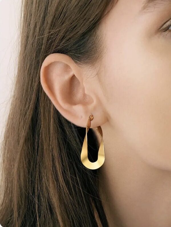 Wavery Hoops - Image 3