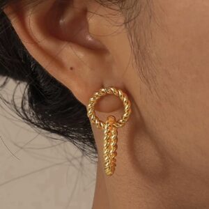 Nora Dangle Earrings