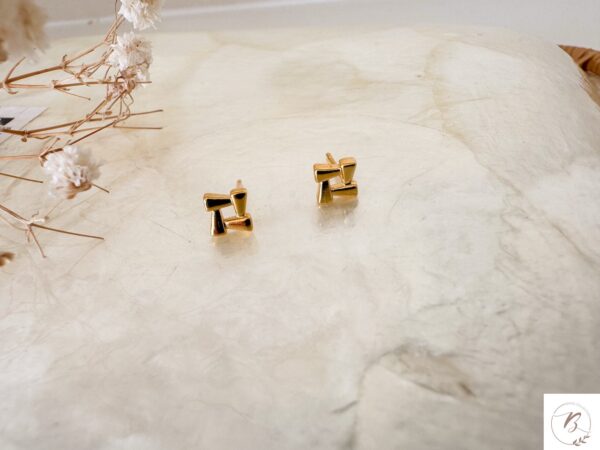 Mindy Everyday Studs - Image 3